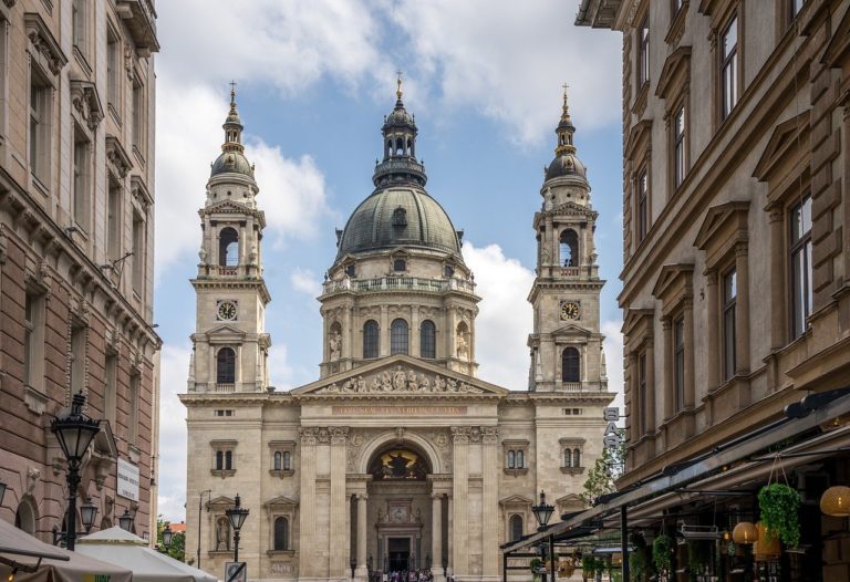 Budapest’s Crown Jewel: The Story of St. Stephen’s Basilica