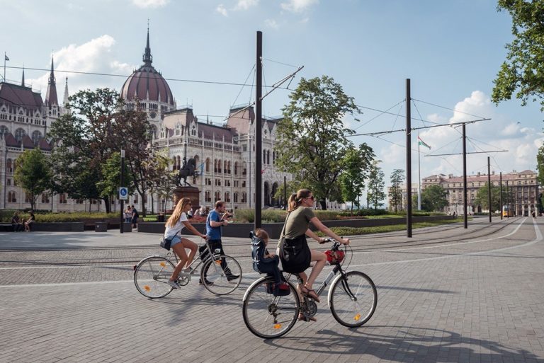 Budapest on Two Wheels: Cycling Through the City
