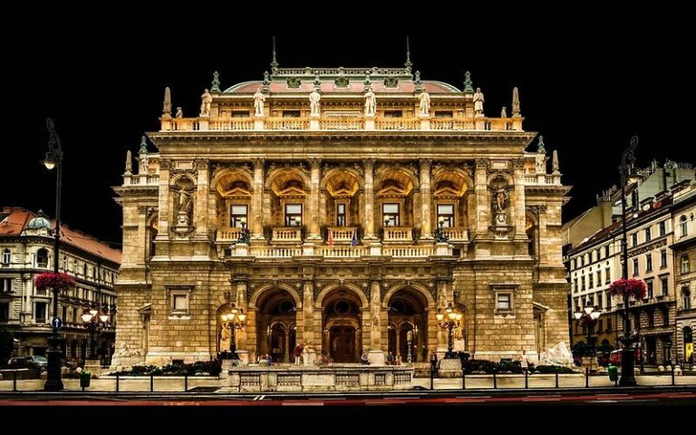 Remnants of the Golden Age: The Hidden Treasures of the Hungarian State Opera House